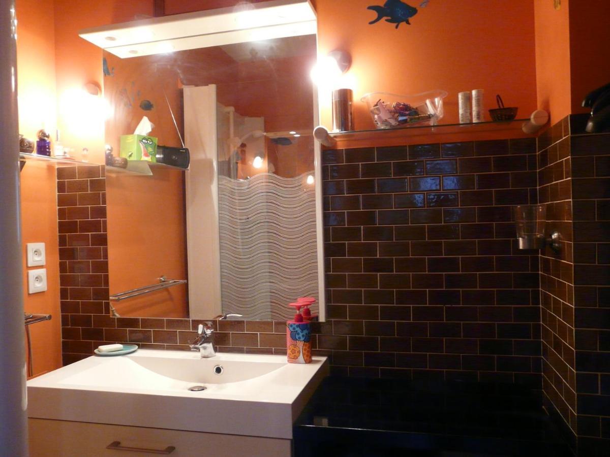 Chambre D'Hotes Dans Residence ดีจอง ภายนอก รูปภาพ